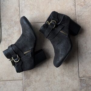 A MTL 1980 Black Heeled Ankle Boots